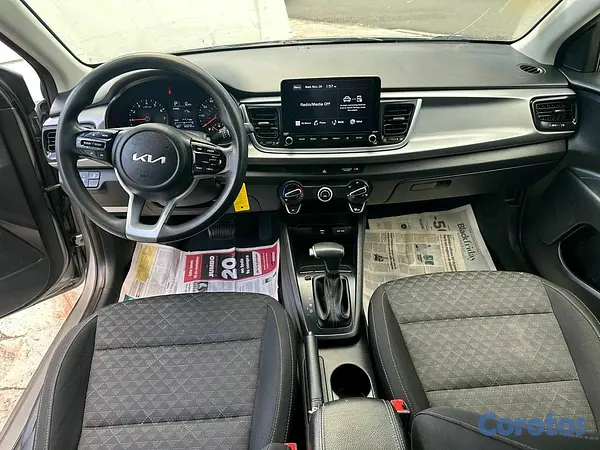 carros - Kia Rio S 2022 tipo hatchback 865,000 11