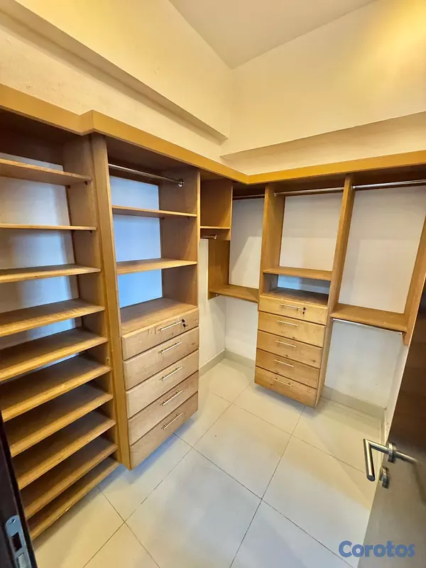 apartamentos - SE VENDO apartamento en Naco - con o sin muebles  8