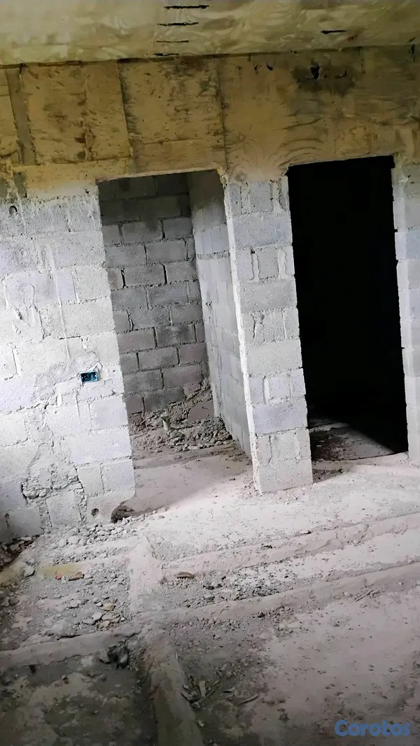 casas - gran oportunidad de inversión, amplia casa en obra gris.  19