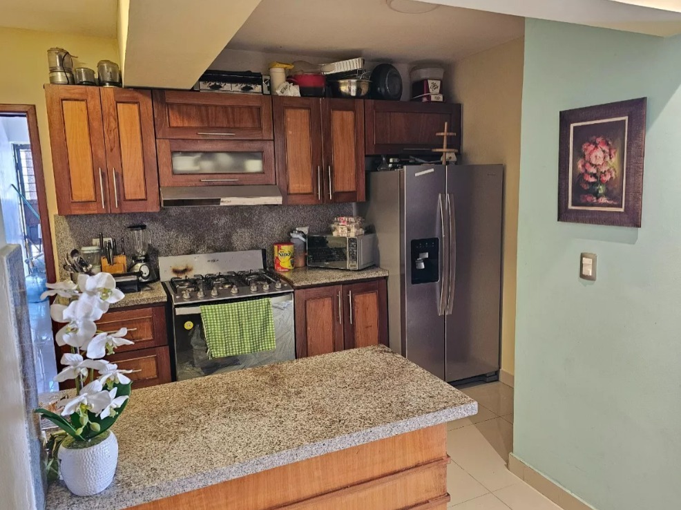apartamentos - VENDO Piso 5 Con Ascensor En Viejo Arroyo Hondo  3