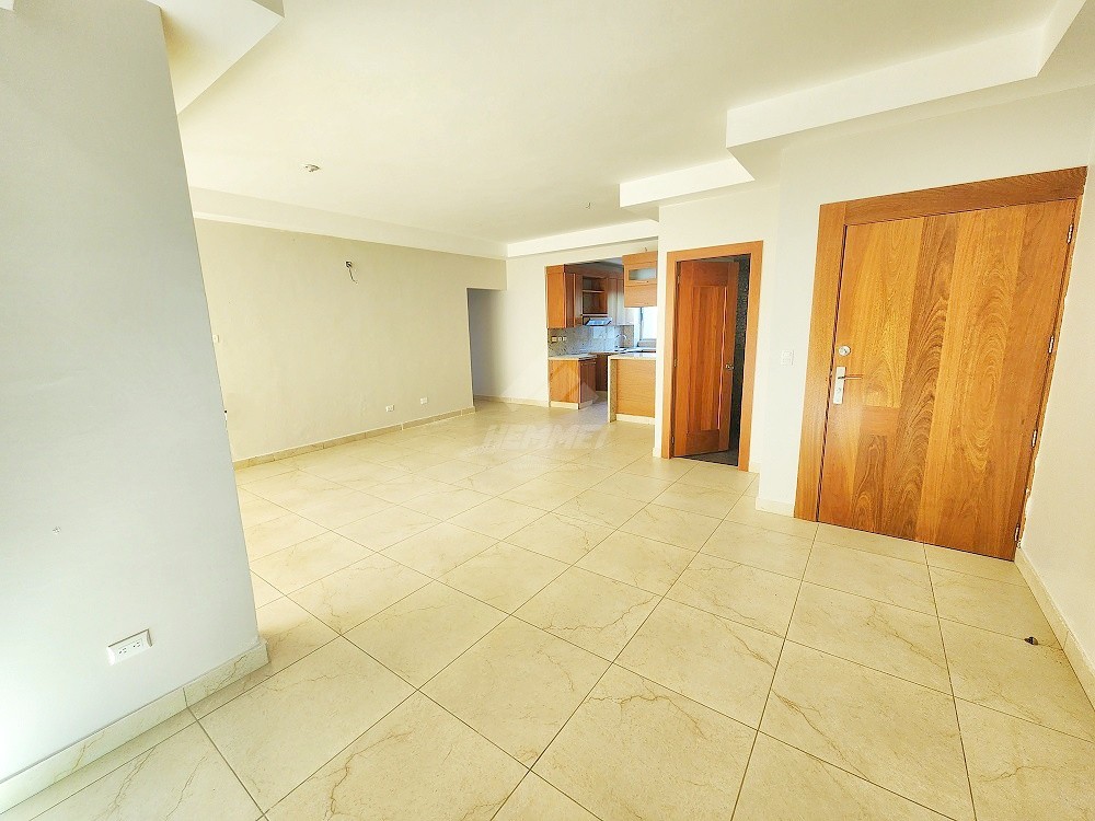 apartamentos - PRIMER PISO PATIO PRIVADO Y AREA SOCIAL PROXIMO QUINTAS PONTEZUELA SANTIAGO  8