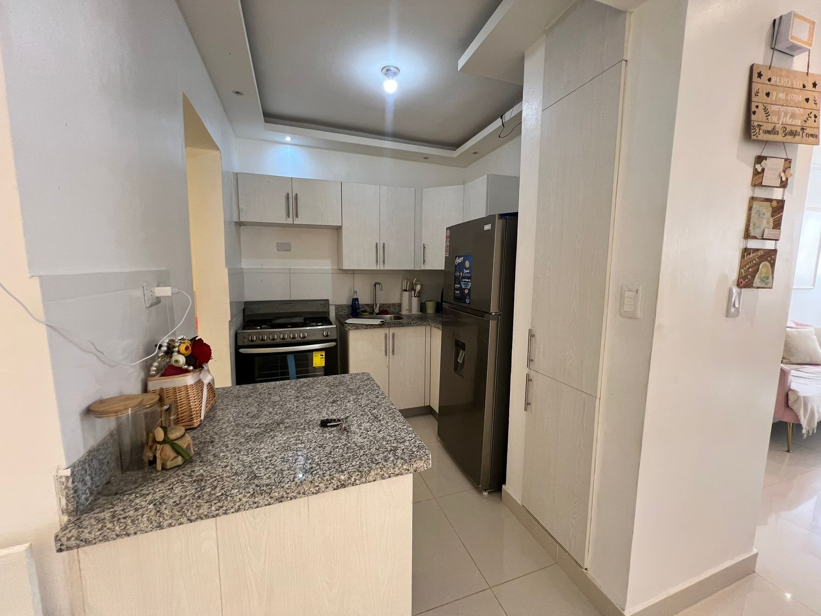 apartamentos - Se vende Penthouse Remodemado ubicado en la Autopista de San Isidro  0