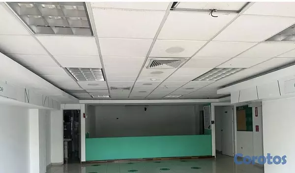 oficinas y locales comerciales - LOCAL COMERCIAL MIRADOR SUR  2