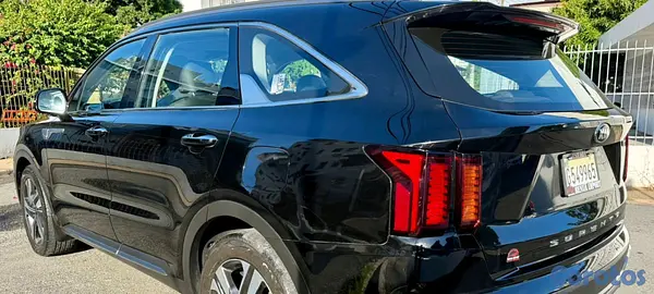 jeepetas y camionetas - Kia Sorrento LX 2022  7