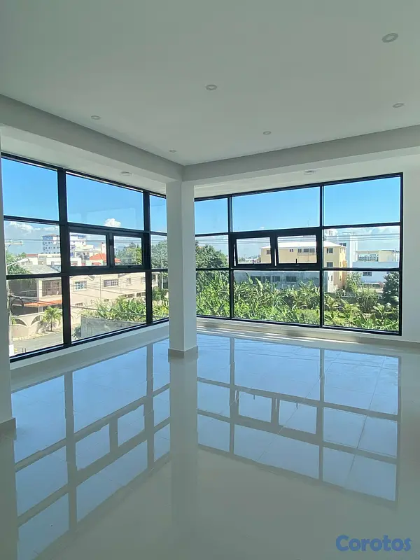 apartamentos - Apartamento familiar con una sala con ventanales p 6