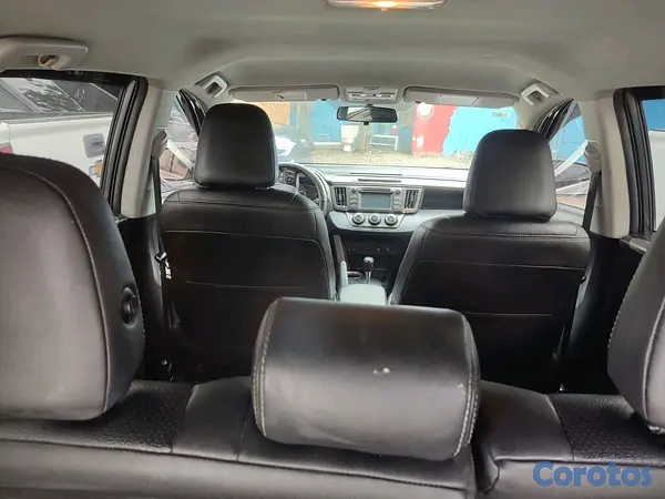 jeepetas y camionetas - toyota rav4 2015 6