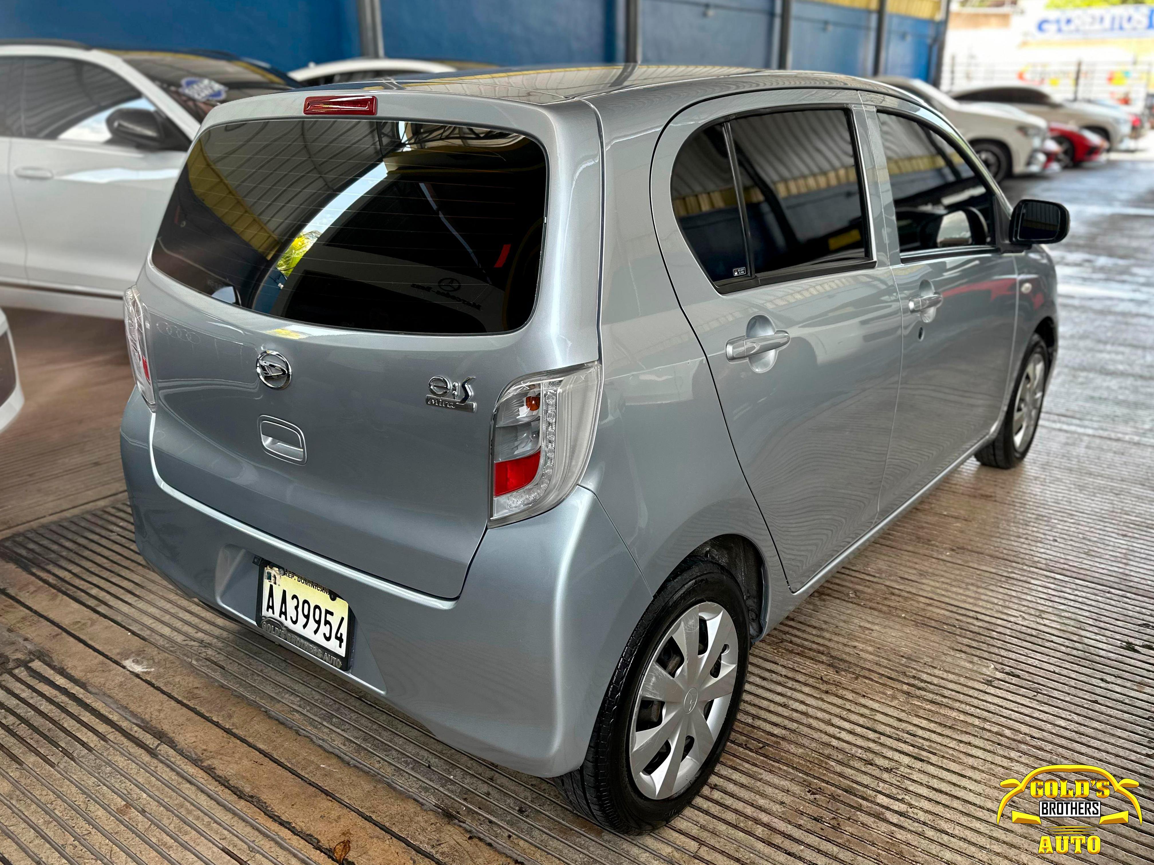 carros - Daihatsu Mira 2017 5