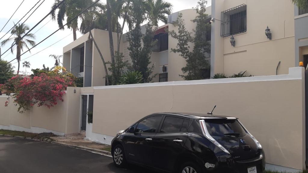 casas - hermoso casa en una zona céntrica y tranquila en arroyo hondo viejo  5