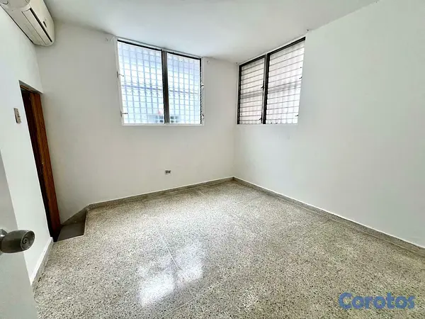 oficinas y locales comerciales - ✨ Casa en Alquiler para Oficinas / Uso Comercial ✨ 8