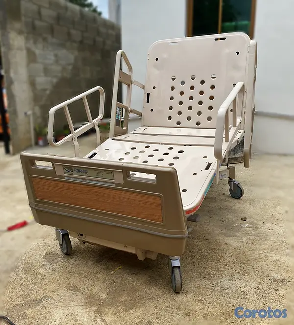 Salud y Equipamiento Médico - cama hillrom eléctrica de 5 posiviones  2