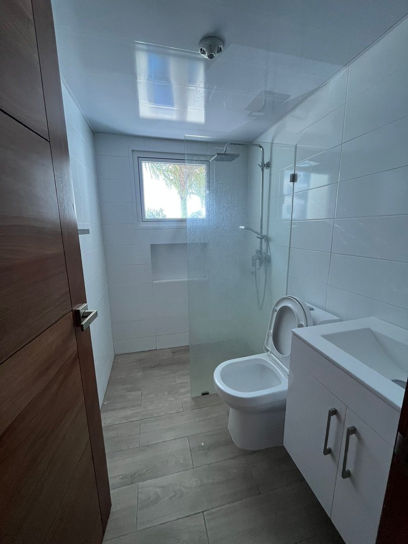 apartamentos - Apartamento 2do Nivel con Piscina y Gym en Cerro Alto 5