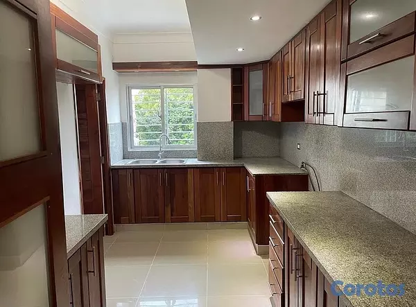 apartamentos - vendo en el millón tres habitaciones 2.5 baños dos parqueos balcón servicio  6