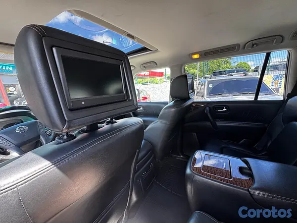 jeepetas y camionetas - Nissan Armada 2017 PLATINUM (Full)
 9