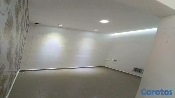 oficinas y locales comerciales - El Enriquillo se alquila local en 2do Nivel 120 Mts 6