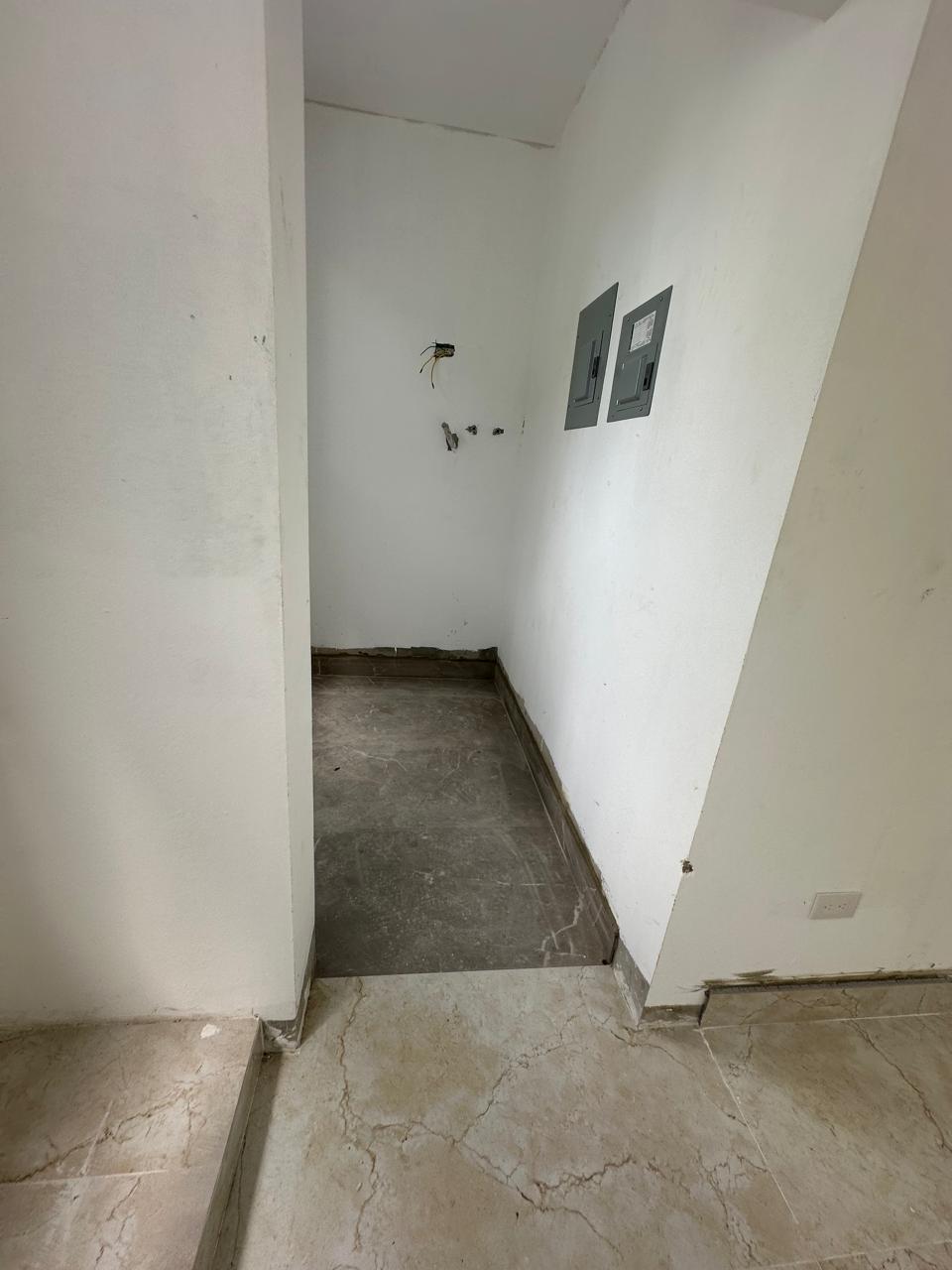 casas - Casa en Urbanizacion Cerrada, Llanos de Gurabo 1