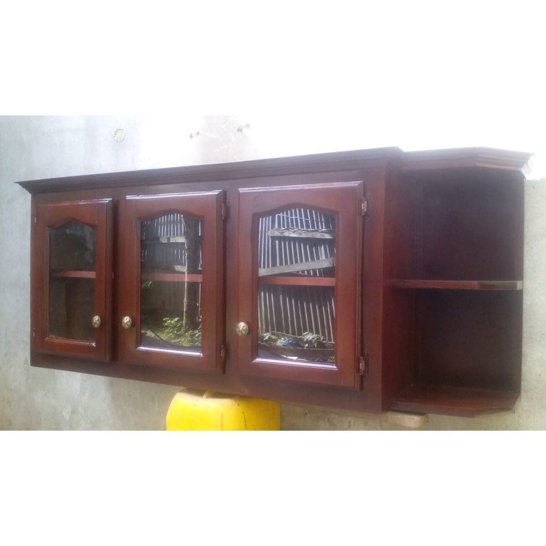 cocina - Gabinete de tres puertas con esquiero 3
