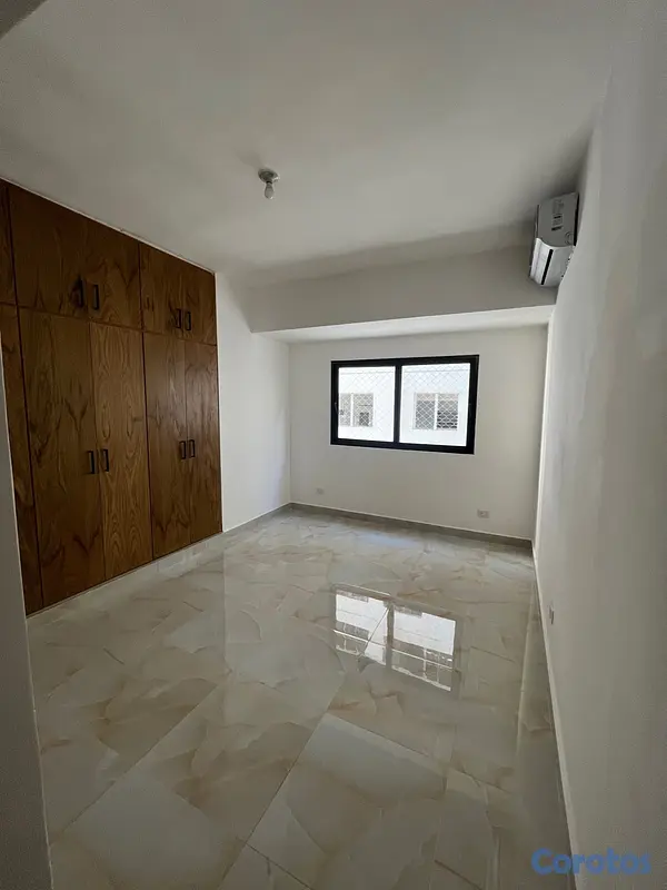 apartamentos - Apartamento con línea blanca en Naco  6