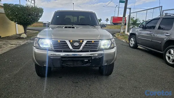 jeepetas y camionetas - Nissan patrol v6 2001 8