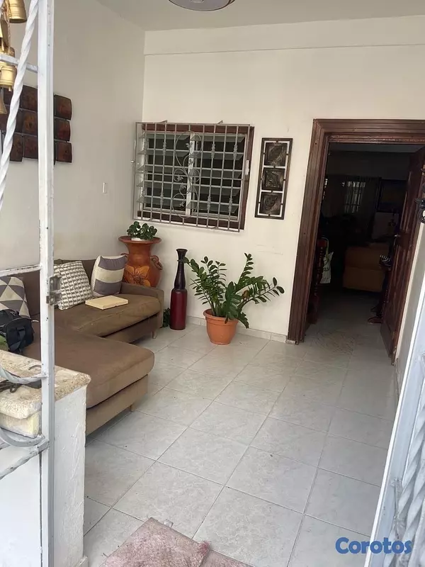 casas - venta de casa en corales del sur Santo Domingo este  2