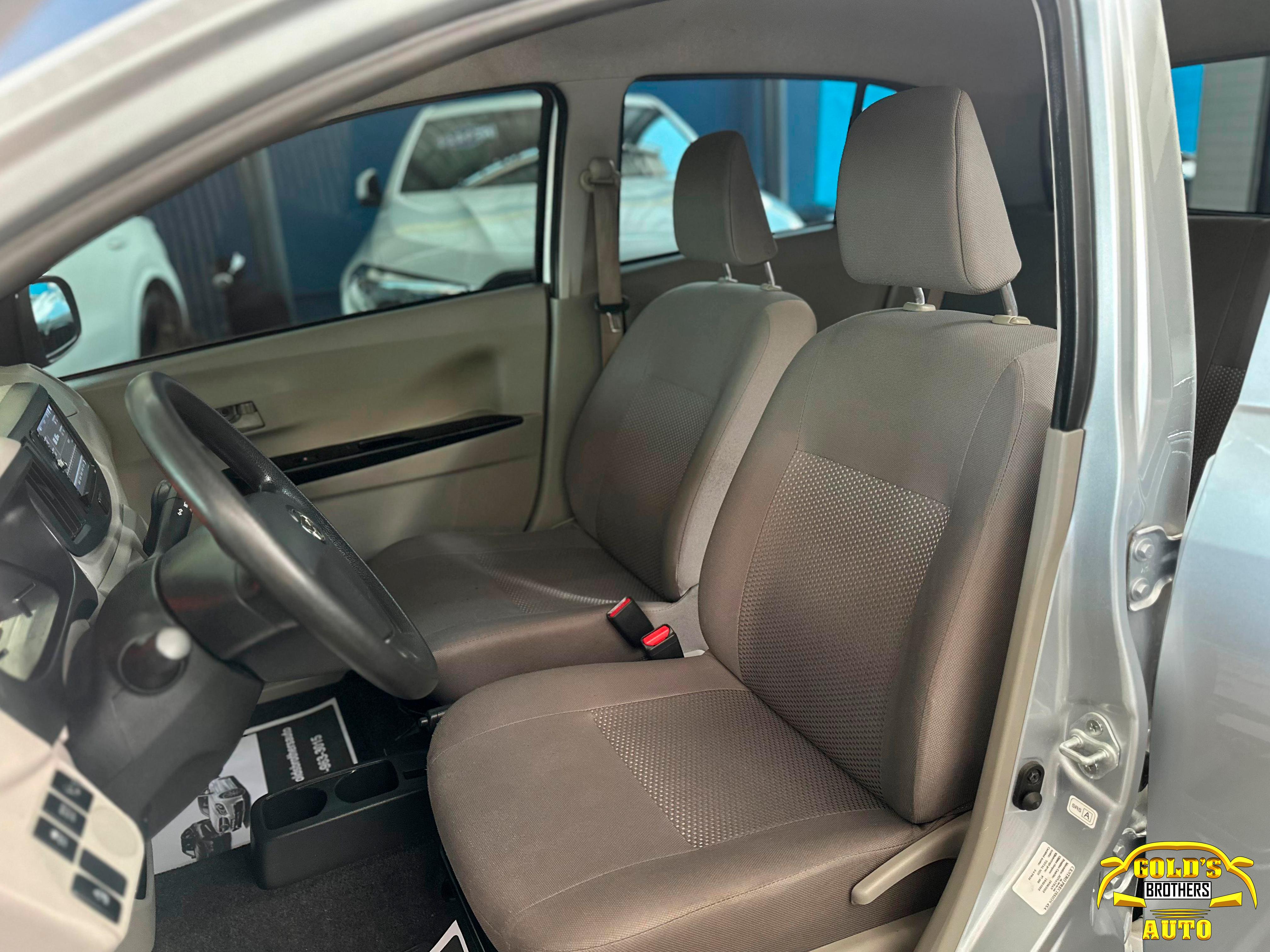 carros - Daihatsu Mira 2017 6