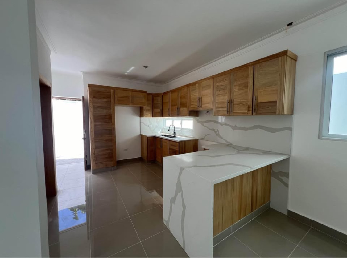 casas - HERMOSA Y MODERNA CASA STO DGO ESTE Av ECOLÓGICA  1
