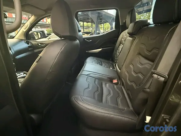 jeepetas y camionetas - Nissan frontier le 2022 5
