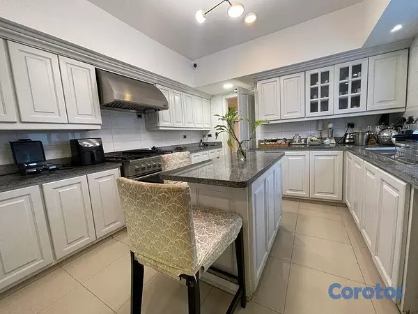 apartamentos - Apartamento en venta en Naco de tres habitaciones 5