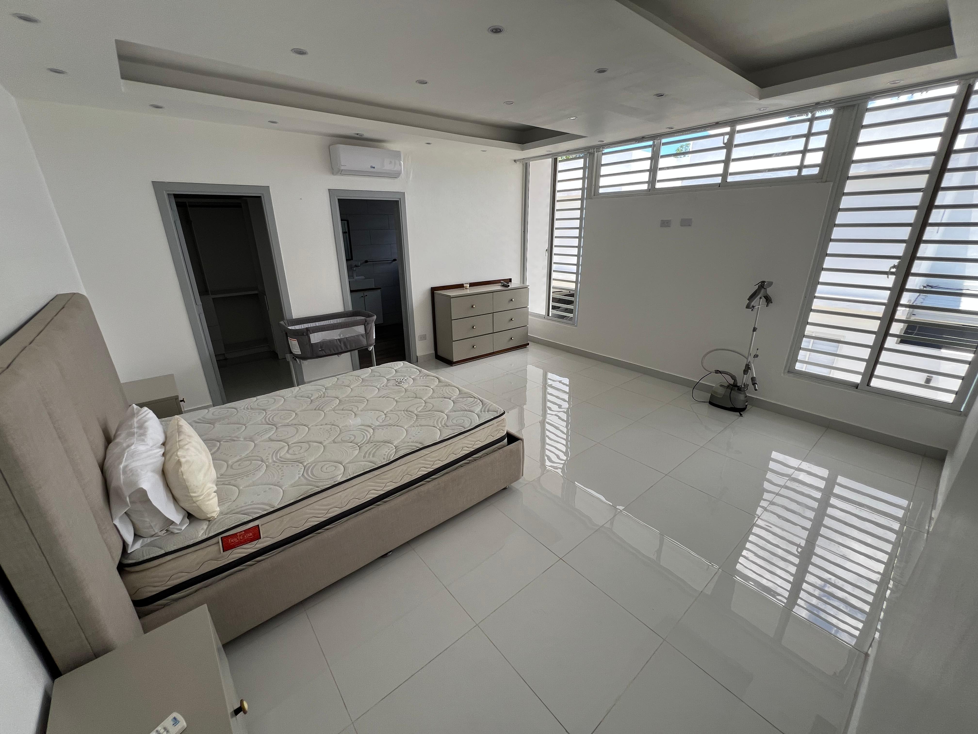 casas - Casa de 2 niveles en venta en Altos De Arroyo Hond 4