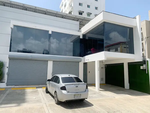 oficinas y locales comerciales - Locales en Naco 2