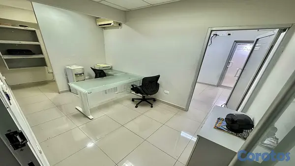 oficinas y locales comerciales - Oficina Comercial en Julieta Morales 2