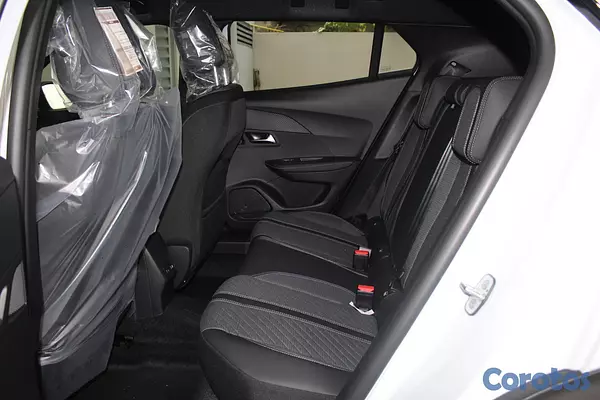 jeepetas y camionetas - Peugeot 2008 Allure 11