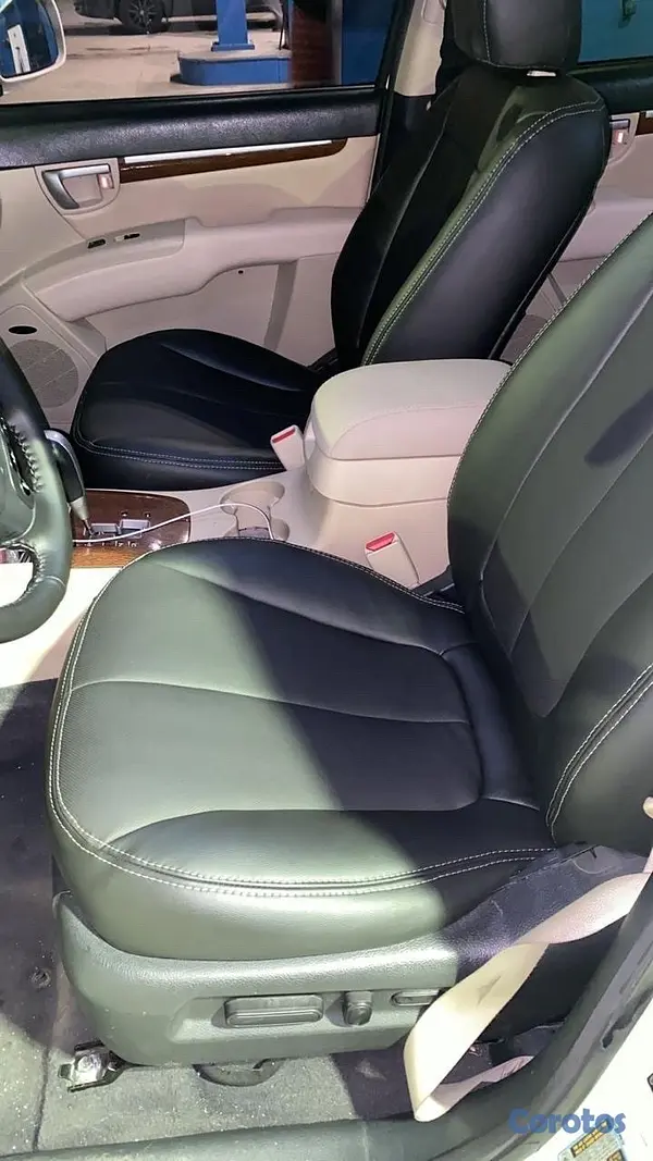 jeepetas y camionetas - vendo en excelentes condiciones Hyundai Santa Fe 2008 7