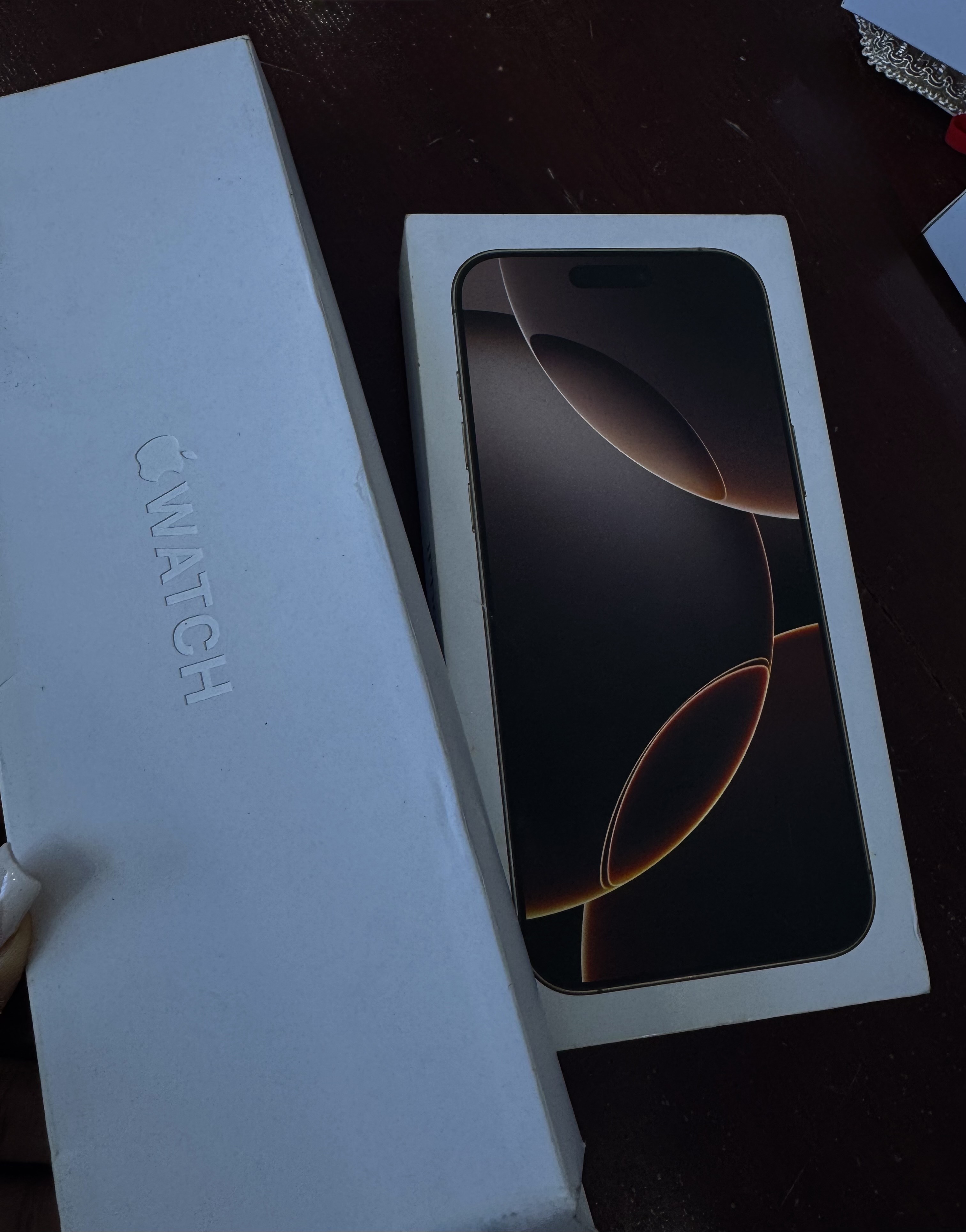 celulares y tabletas - Venta de IPhone 16 Pro max TOTALMENTE NUEVO y Apple Whach  1