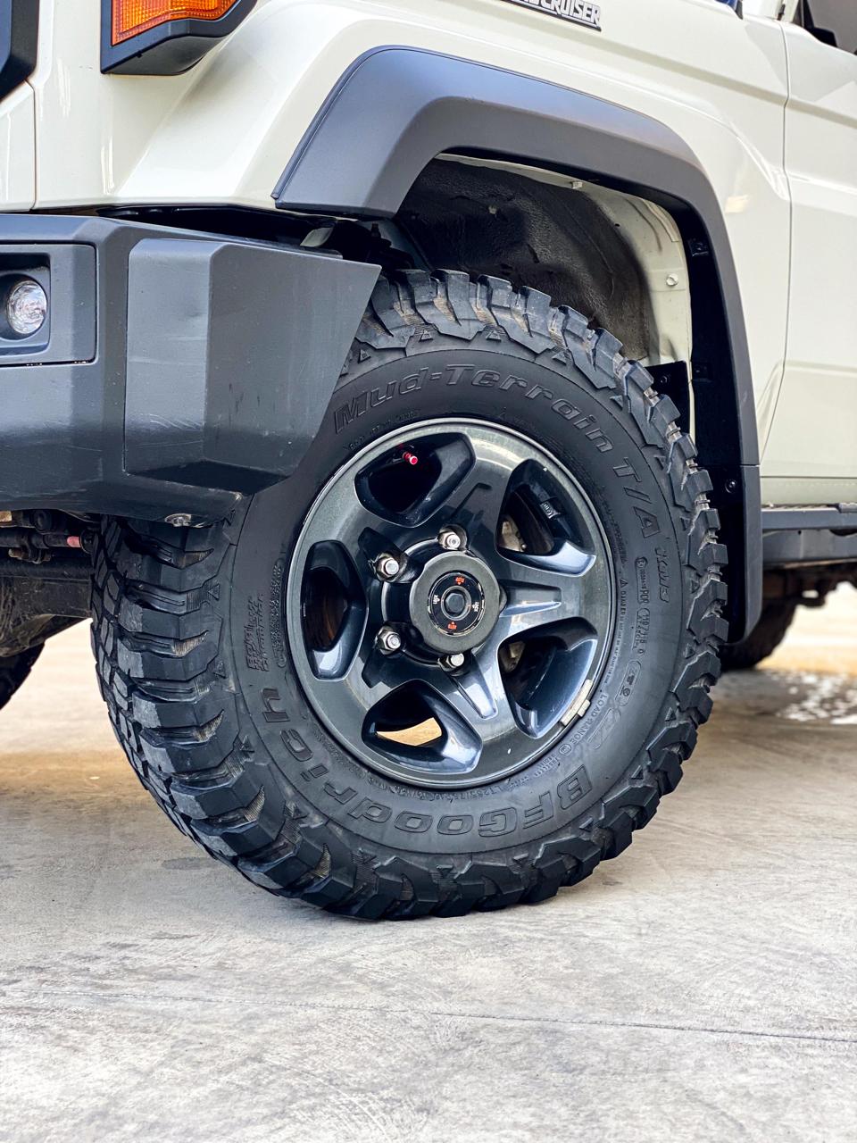 jeepetas y camionetas - Toyota Land Cruiser Serie 70 Pick up 2024  9