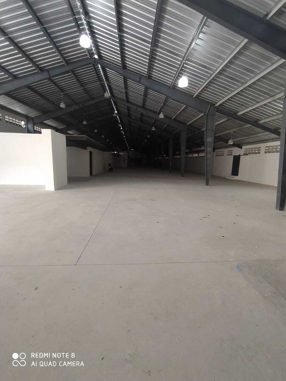 oficinas y locales comerciales - Rento nave industrial en santo domingo 1