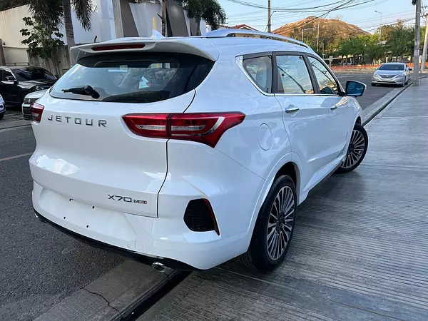 jeepetas y camionetas - Jetour X70 2025 2