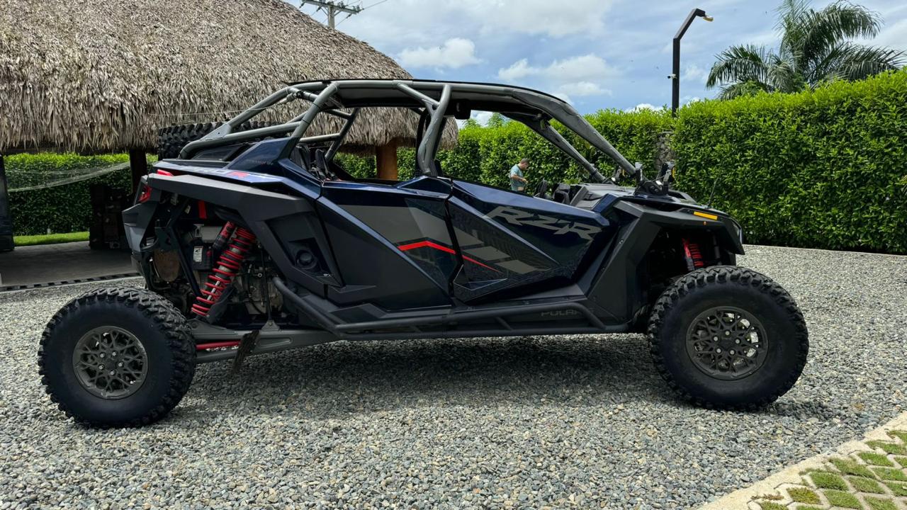 motores y pasolas - Polaris RZR Pro R 2022 4