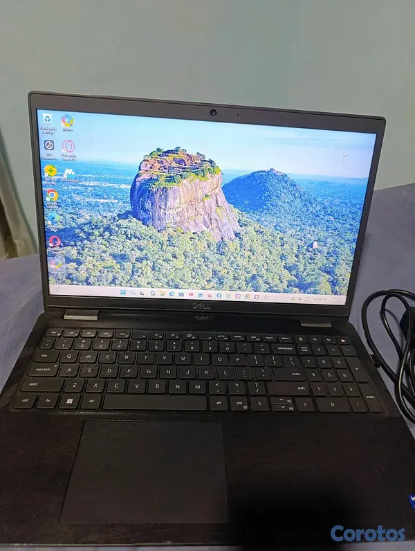 computadoras y laptops - Una laptop con poco uso negociable 😊 2