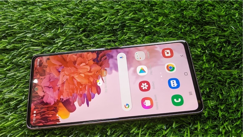 celulares y tabletas - Samsung s20FE 5G 1