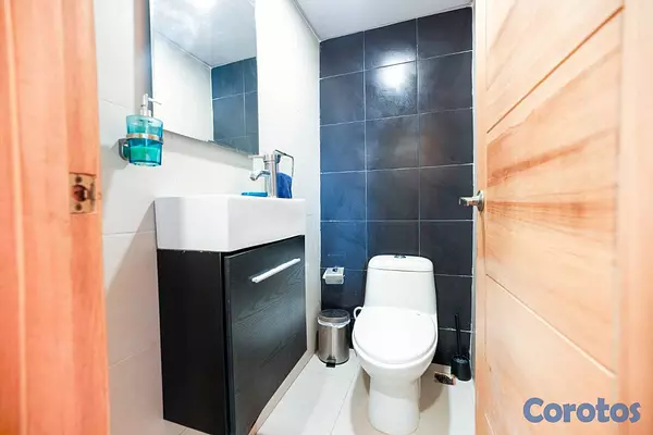 apartamentos - Apartamento 2do piso con terraza en naco  6