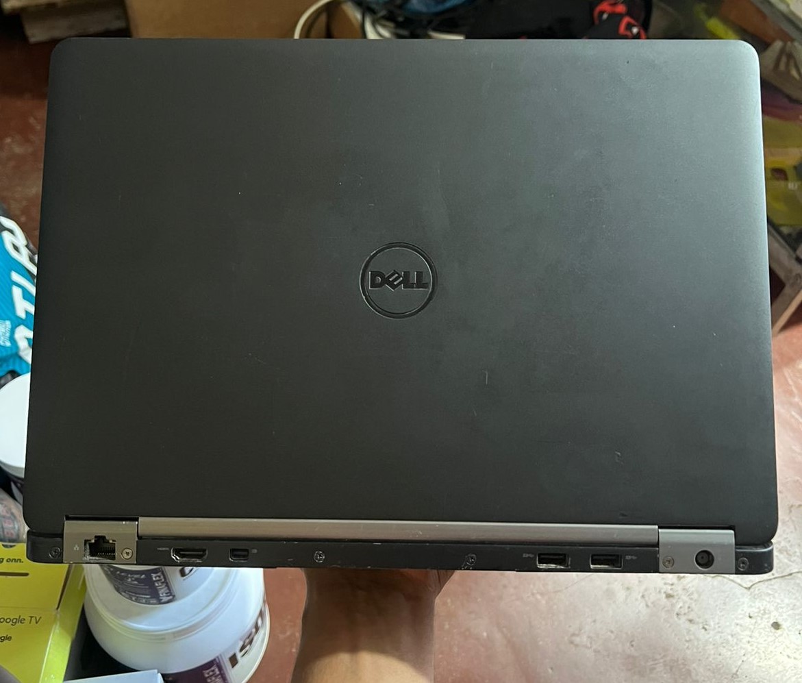 computadoras y laptops - Dell Latitude 14 i7 6tagen ssd 256gb 20gb ram  1