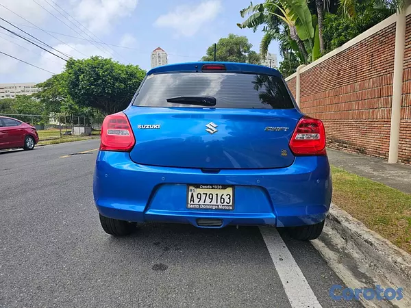 carros - Suzuki Swift oportunidad 3
