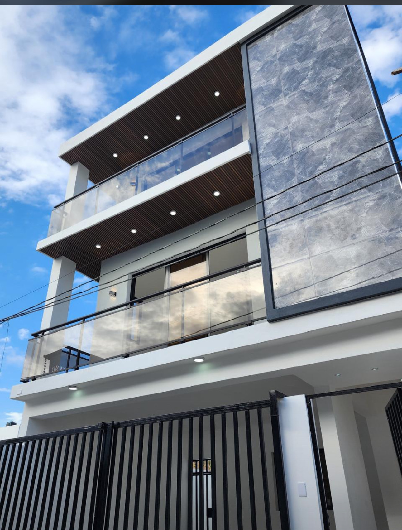 casas - venta de casa de lujo con piscina en la autopista de san isidro Santo Domingo 