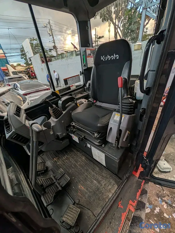 otros vehiculos - 2014 Kubota KX0754 
 4