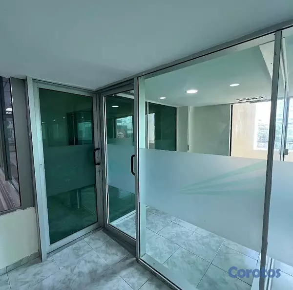 oficinas y locales comerciales - Alquilo amplio Local Comercial en Piantini 6