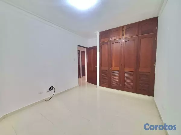 apartamentos - Alquilo apartamento en Urbanización Real. 2
