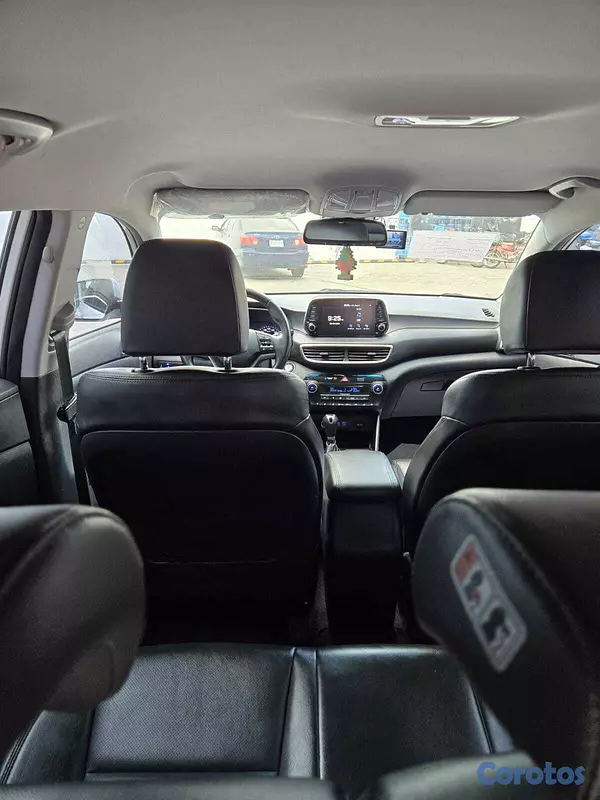 jeepetas y camionetas - HYUNDAI TUCSON 2020 BLANCO DIESEL 13