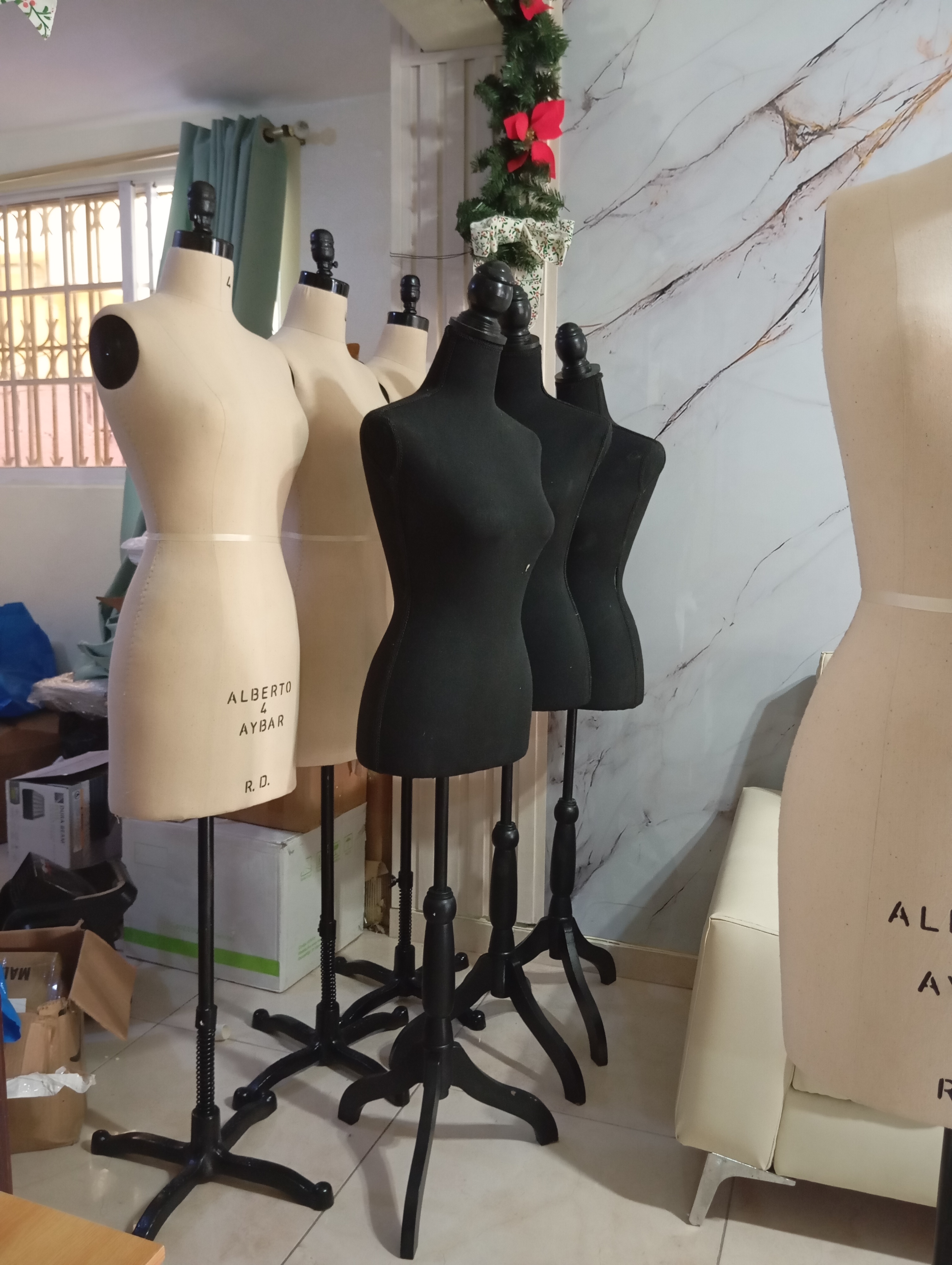 equipos profesionales - Bajamos el precio!!!! Maniquíes para pasarelas, terminación elegante  1