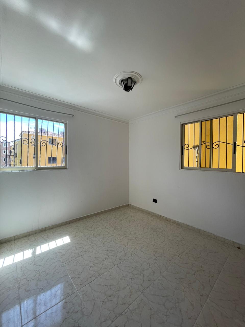 apartamentos -  APARTAMENTO EN VENTA EN LOS LLANOS DE GURABO. 3