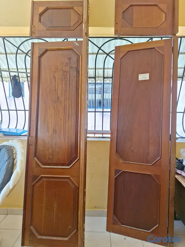 decoración y accesorios - puertas de caoba closet 2